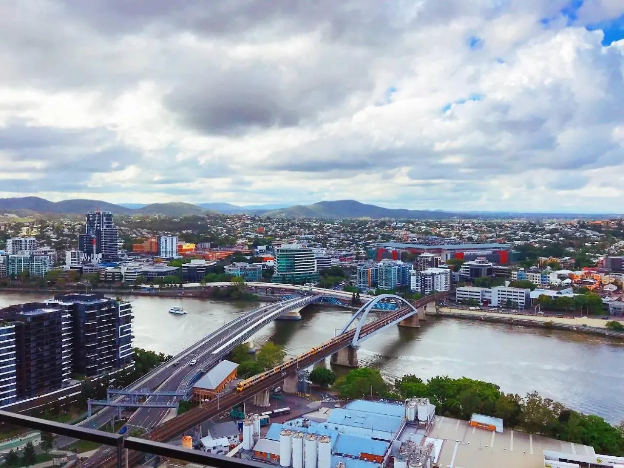 South Bank River And City View Apartment Brisbane