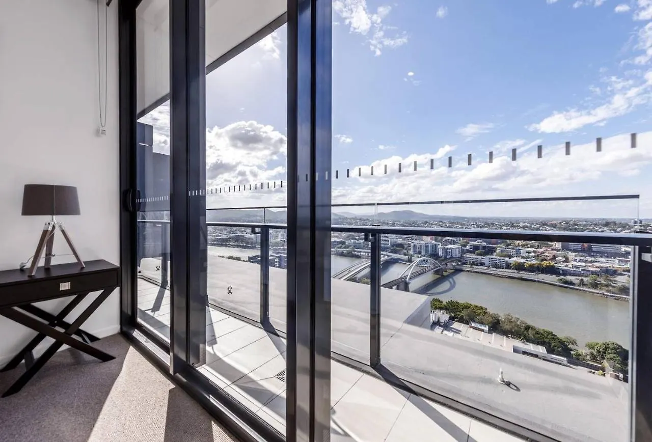 South Bank River And City View Apartment Brisbane