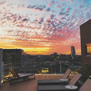 4* Hotel Alex Perry &