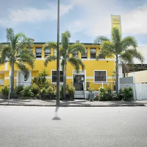  Hostel Habitat Backpackers