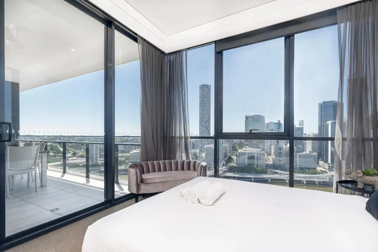 South Bank River And City View Apartment Brisbane Australia
