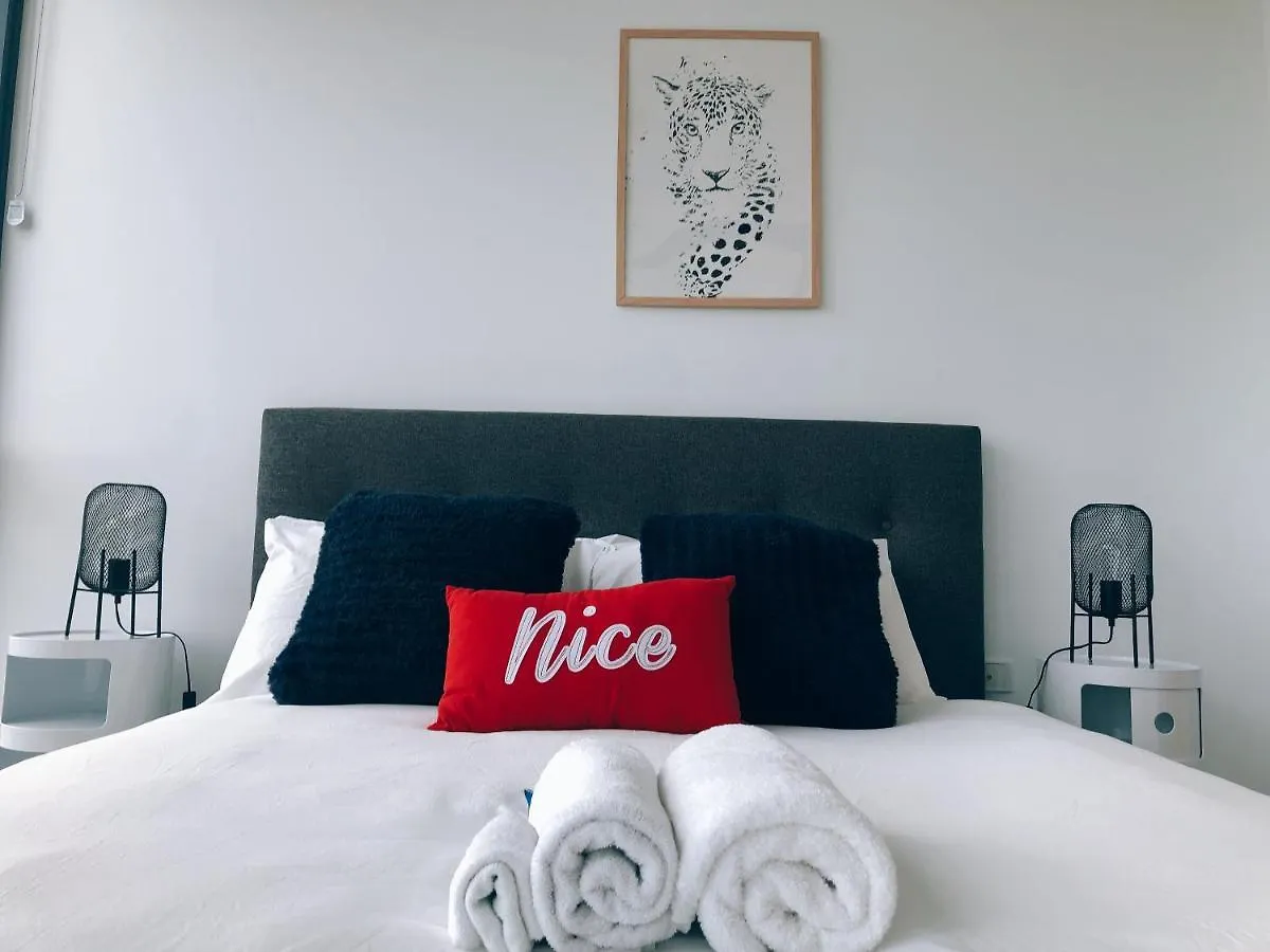 South Bank River And City View Apartment بريزبين أستراليا